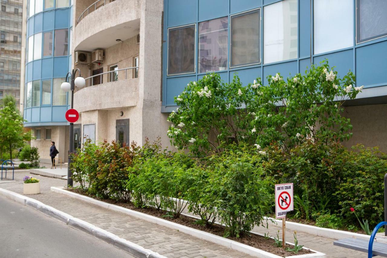 Apartments On Henuezskaya 5 Odesa Exterior photo