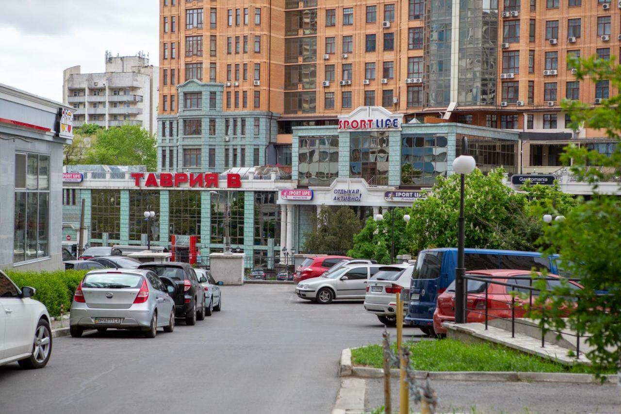 Apartments On Henuezskaya 5 Odesa Exterior photo